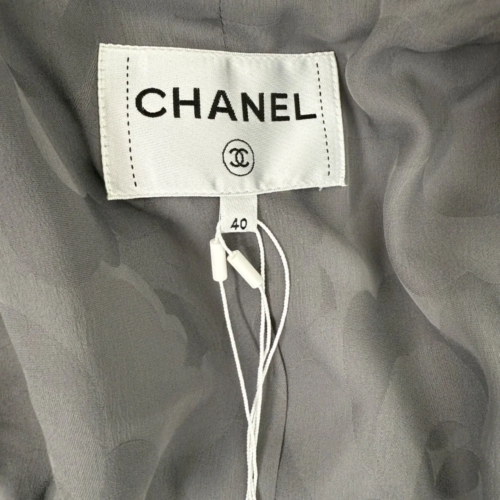 CHANEL Collared Runaway 2020 Black Gray Silver Long Tweed Coat Jacket - Picture 9 of 13